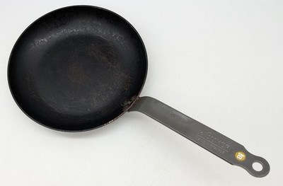 De Buyer Carbon Steel 9.5'' Frying Pan France