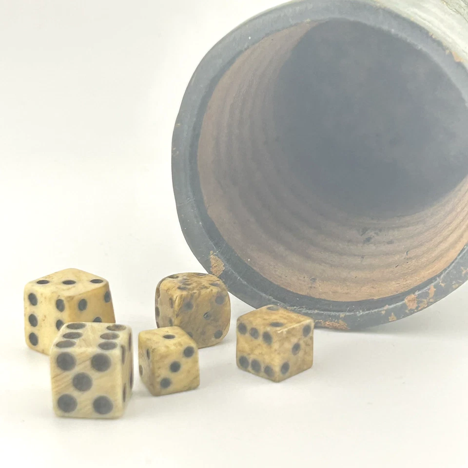 Antique Papier Mache & Leather Dice Shaker Cup and 5 x Old Hand Carved Dice - Image 3 of 4