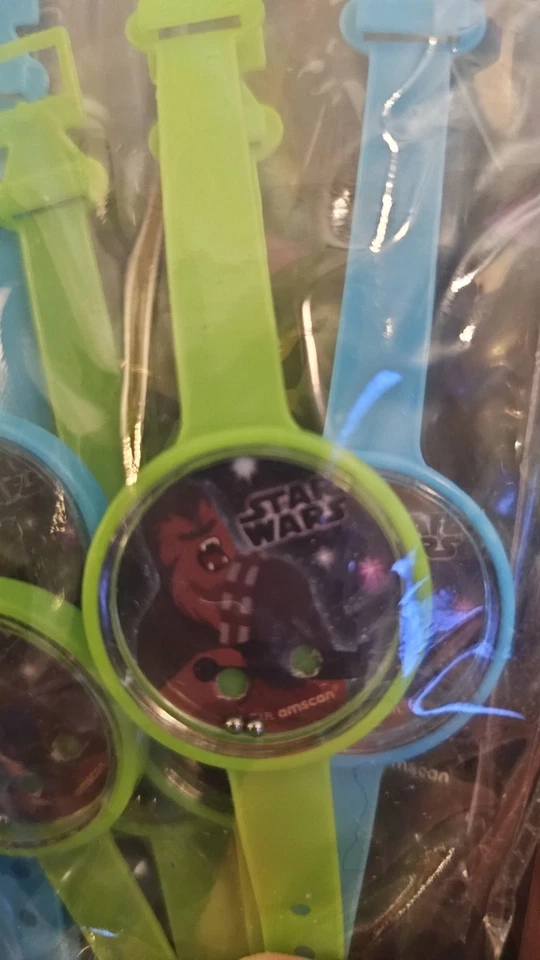 Nuevo Lote Favores Fiesta Cumpleaños Disney Guerra de las Galaxias-Vela Telón de Fondo y 4 paquetes de 48 piezas Foto 2 de 4