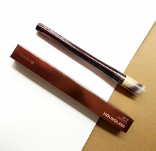 Hourglass No. 15 Vegan Fiber Blush Brush, Ang...