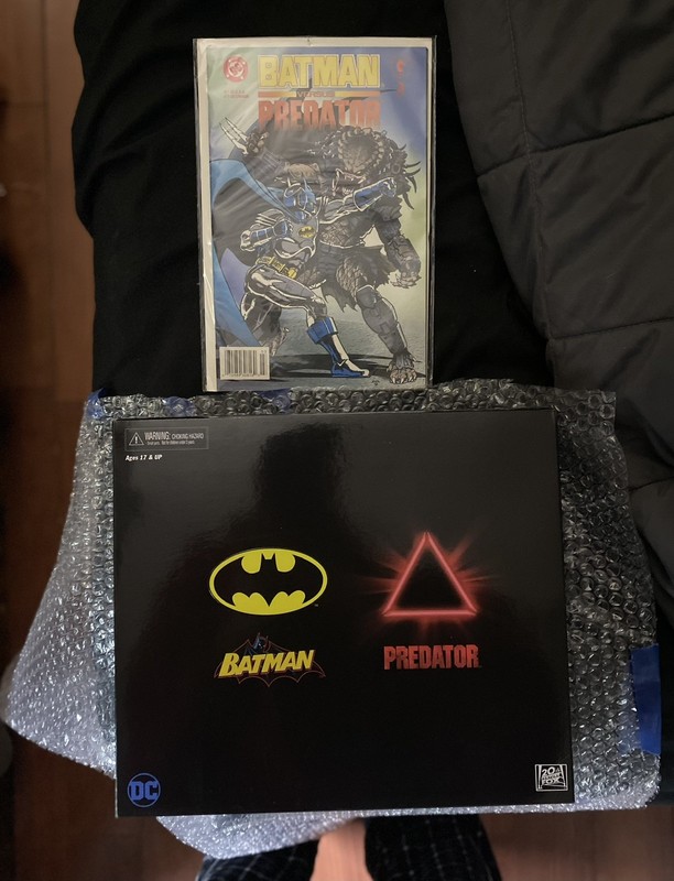 10+Figures Neca Predator Collection ( Rare) . Comic Con exclusive & ToysRus