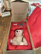 Steiff Teddy Bears 2001 limited Edition Scholar Bears