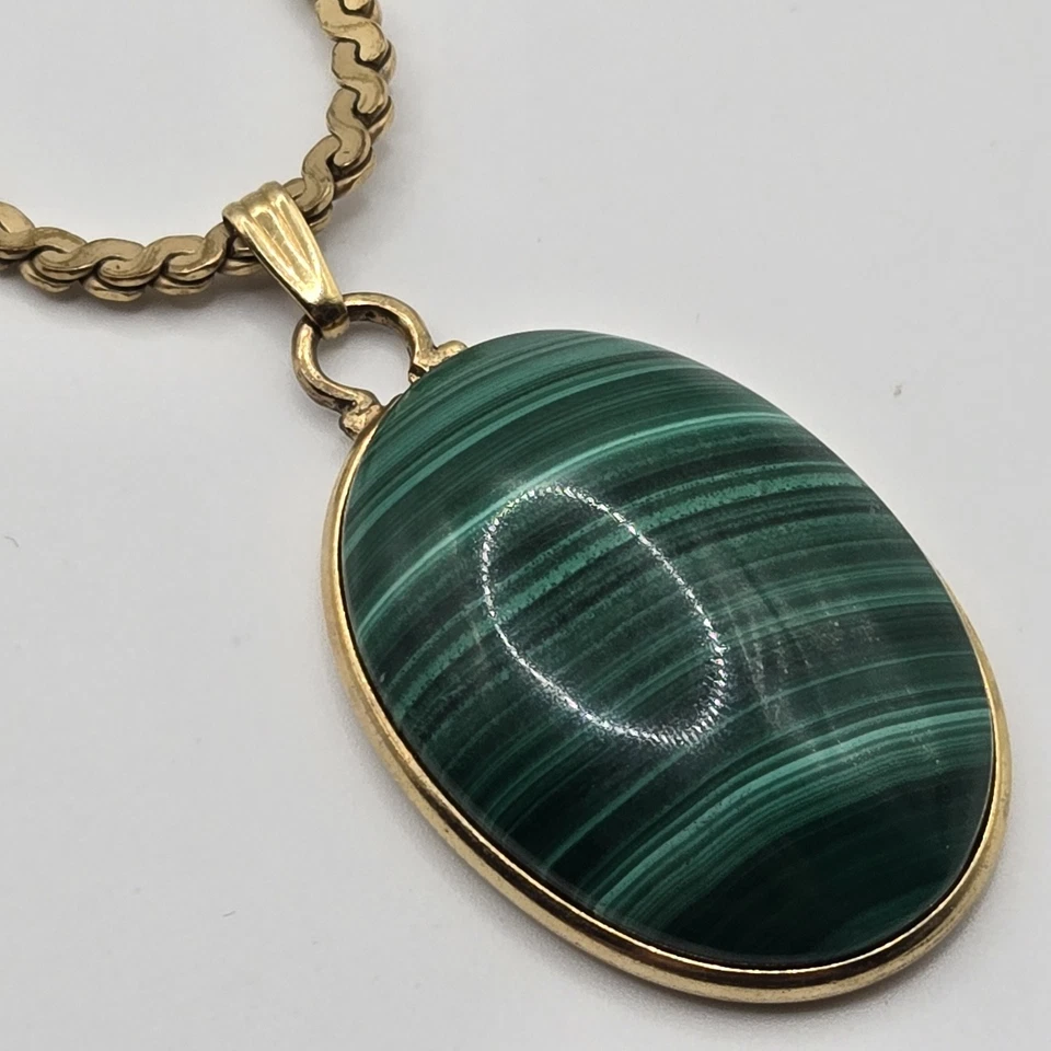 1/20 12K Gold Filled Malachite Pendant Necklace Natural Polished Cabochon 21gm - Image 2 of 4