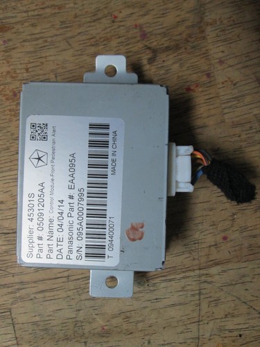 2015 Fiat 500E Electric Comfort control on-board network control unit 05091205AA - Picture 2 of 9