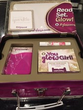 Weight Watchers Glow Box Only Missing Selfie Stick And Hair Band So Much Fun