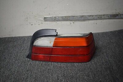 Unknown OE Replacement BMW Passenger Side Taillight Assembly Partslink Number BM2801105 