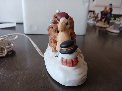 Estatuilla IERE vintage de porcelana navideña Zellers de los años 90 Camp Fire necesita bombilla nueva - Imagen 5 de 7