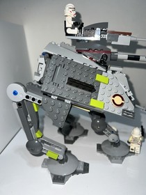 Vintage Star Wars Lego 7671 AT-AP WALKER 392 PCs Only Available 1/2008- 12/2009