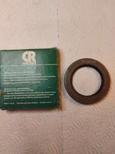 CR Seals SKF 17404 Single Lip Oil Seal 1.75" shaft Dia x 2.561" OD x .313" W
