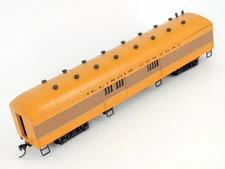 HO MDC ILLINOIS CENTRAL Harriman Baggage IC Passenger Car KD