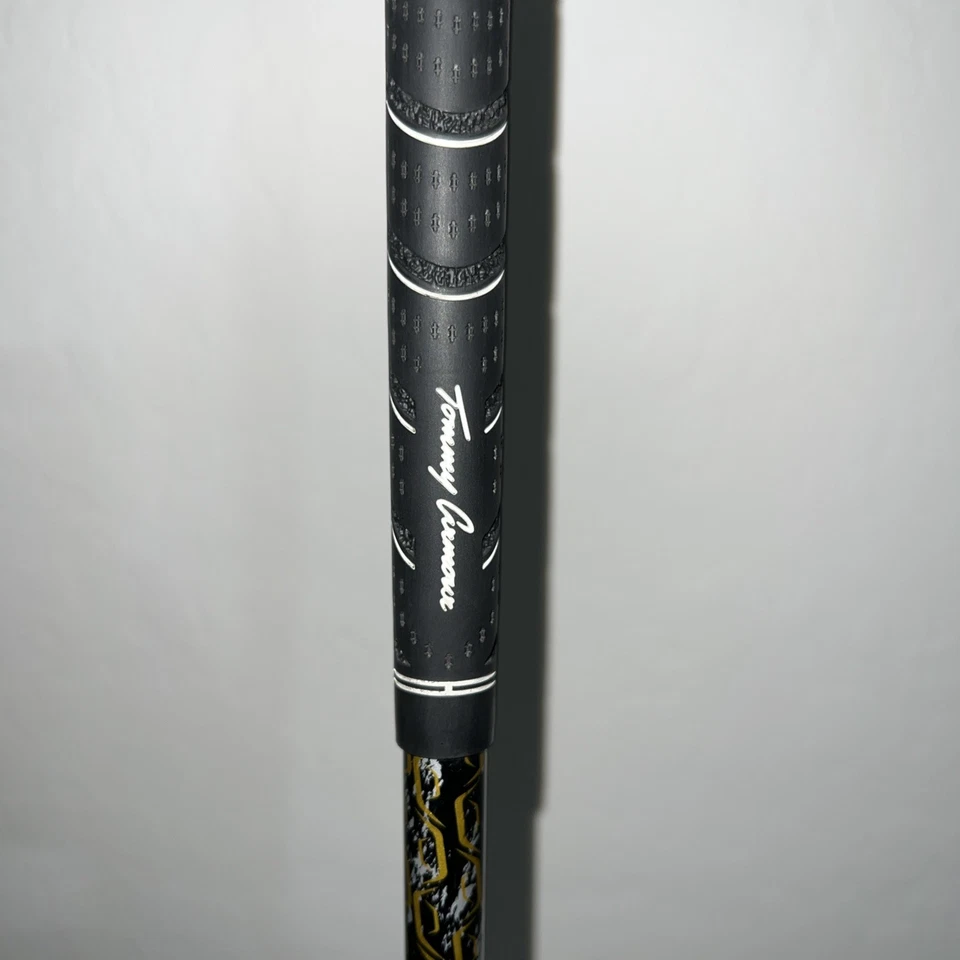 Tommy Armour 845 3 Hybrid 19* Uniflex Graphite Shaft RH - Image 3 of 4