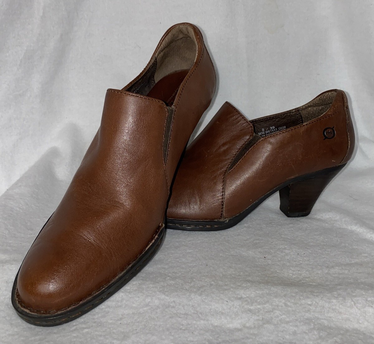 Born Hand Crafted Footwear Women's Brown Leather Slip On Booties Shoes Nice!