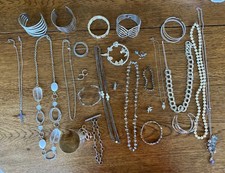 Lot of 30 Pieces of Costume Jewelry - Necklaces, Bracelets,  Earrings EUC
