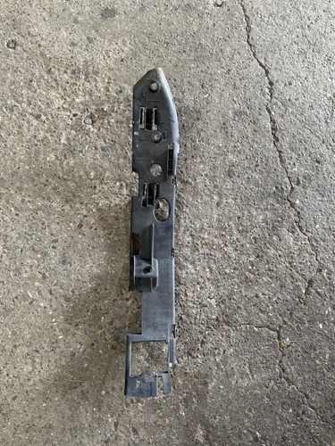 Volkswagen Touareg I 2008 Links Halterung Stoßstange Stoßfänger vorne