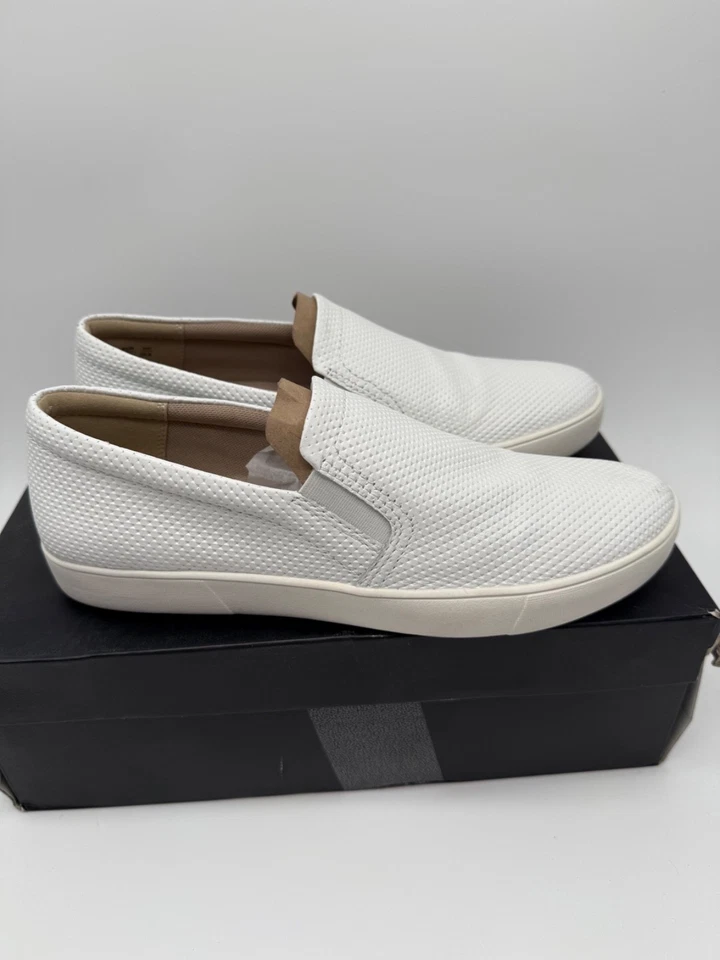 Naturalizer Women's, Zola Slip-On SZ 9.5 S1410 - Image 4 of 4