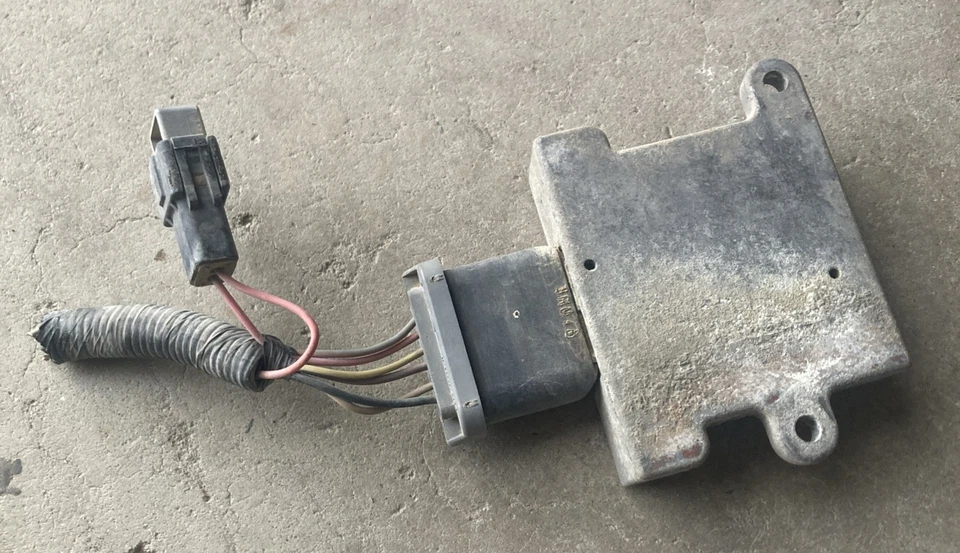 Módulo de control de encendido remoto Ford F150 1992-1996 negro TFI ICM F1SF-12A297-C1A Foto 3 de 4