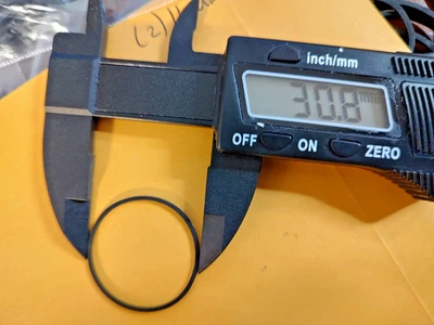 ROBTHEBELTGUY Two (30mm x 1mm) Square Rubber Belts for CD / DVD / MD / Cassette / DAT / DCC