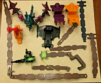 Vintage 1987 Lot of KENNER SKY COMMANDER LOCUST RAIDER PARTS PLUS OTHER PARTS