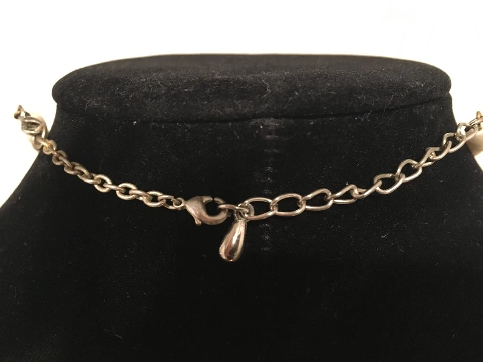 Hermoso collar gargantilla de alambre con cuentas de imitación de perlas delicadas  Foto 3 de 4