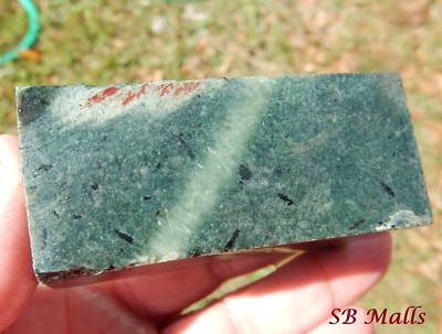 1,406 cts. BLUEGREEN GUATEMALA JADEITE JADE GUATEMALAN ROUGH   Lot 561