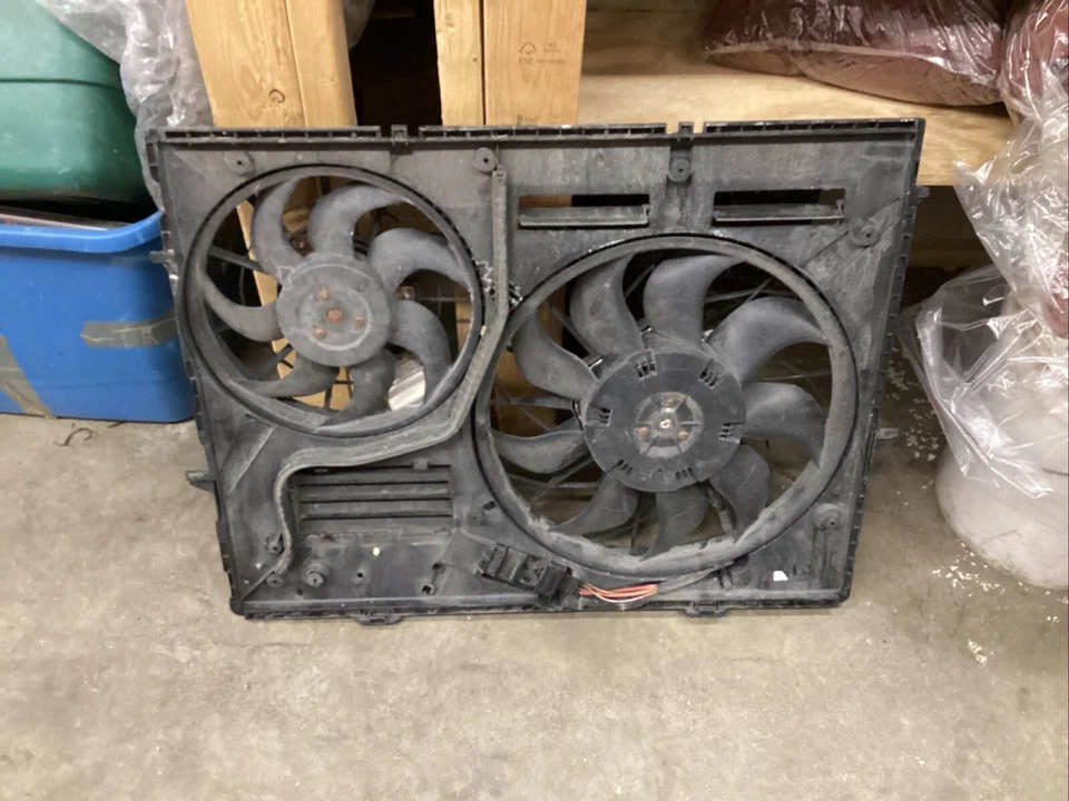 AUDI Q7 2011-2015 CONJUNTO VENTILADOR REFRIGERACIÓN RADIADOR MOTOR 3.6 con cubierta Foto 2 de 2