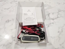 Brand New Genuine Mercedes-Benz Battery Trickle Charger A000 982 29 21