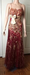 MAY QUEEN COUTURE MAROON PEACOCK DESIGN SEQUINES & CRYSTALS EVENING GOWN SIZE 6