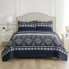 Cotton Blend Tribal Geometric Quilt Set – Soft Lightweight Bedspread with Shams