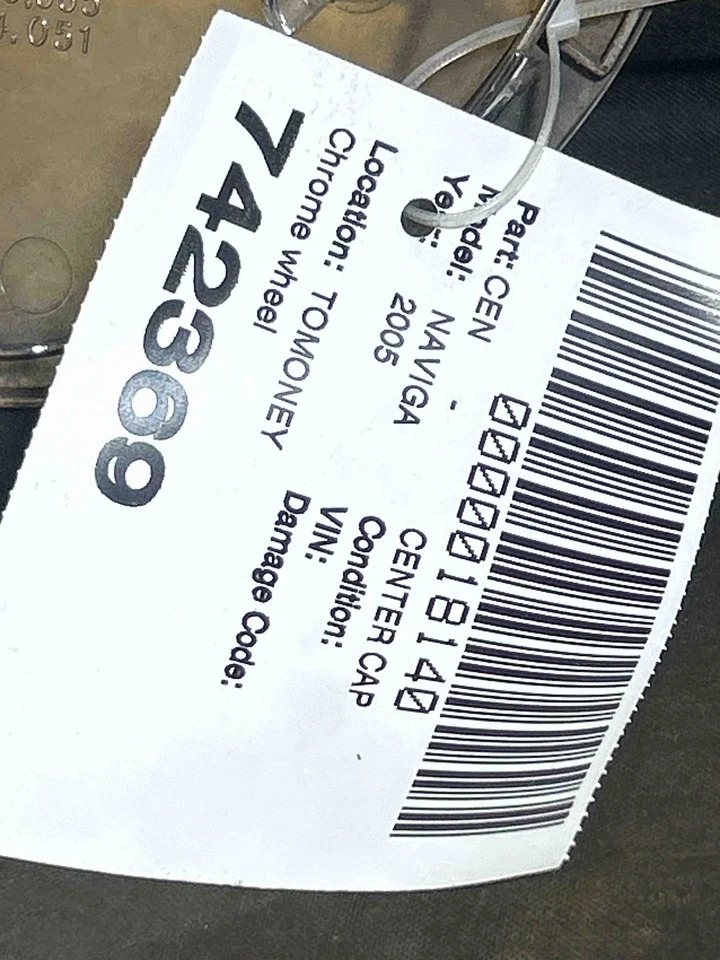 Fits 2005 Lincoln Navigator 18in Chrome Center Cap OEM:5L741A096AB Foto 4 de 4