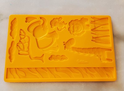 Wilton Fondant & Gum Paste Silicone Mold 5'' X 7.75'' Jungle Animals