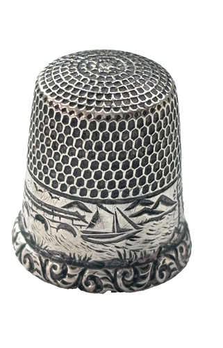 Antique Sterling Silver Engraved Thimble (c. 1890-1910, Sailing Theme) Size 6 - Picture 2 of 9
