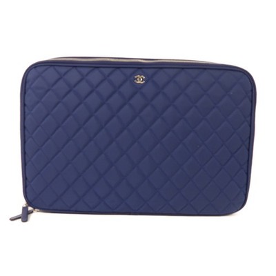CHANEL ネイビー キルティング バッグ CHANEL ネイビー キルティング バッグ Chanel Navy Blue Quilted