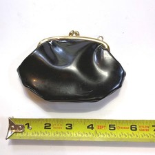 Vintage Style Black Glossy Vinyl Kiss Lock Coin Purse Gold Tone Frame Pouch