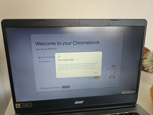 Acer 314 chromebook, small Laptop Handy for on the go. - Picture 3 of 5