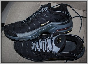 Nike TN Tuned Plus negro/dorado-RARO | eBay