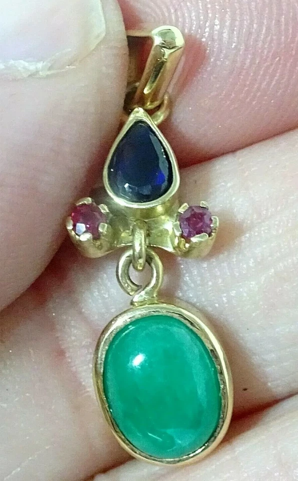Colgante de oro de 18 quilates con esmeralda colombiana natural, 2 rubíes 1 z... - Imagen 3 de 4