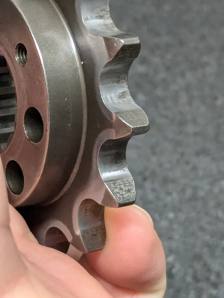 Renthal 14 T Front Sprocket 344-525-14 to fit Ducati Monster S4 / S4R 2001-2006  - Image 4 of 4