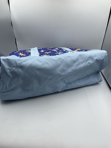 Bluey SOLD OUT 16” BLUE Handled Duffle Bag Weekender Luggage NWOT - Picture 10 of 12