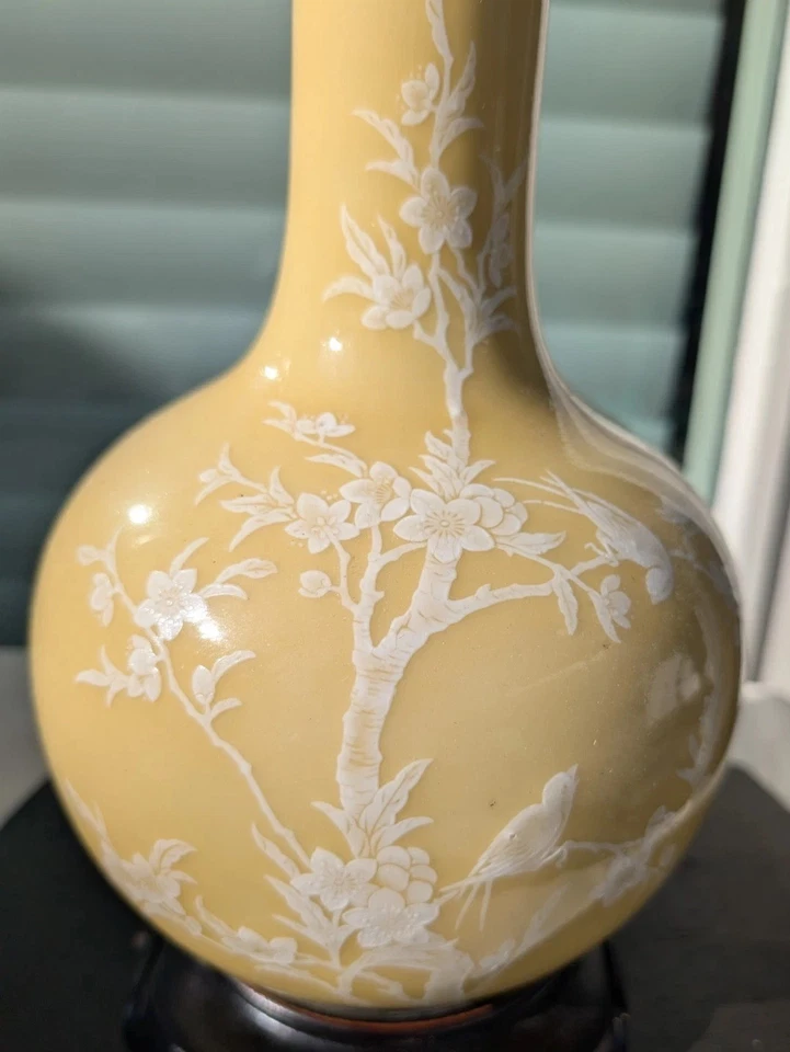 Jarrón chino vintage de porcelana amarilla pasta blanca marca Jingdezhen 1950-1970 Foto 4 de 4