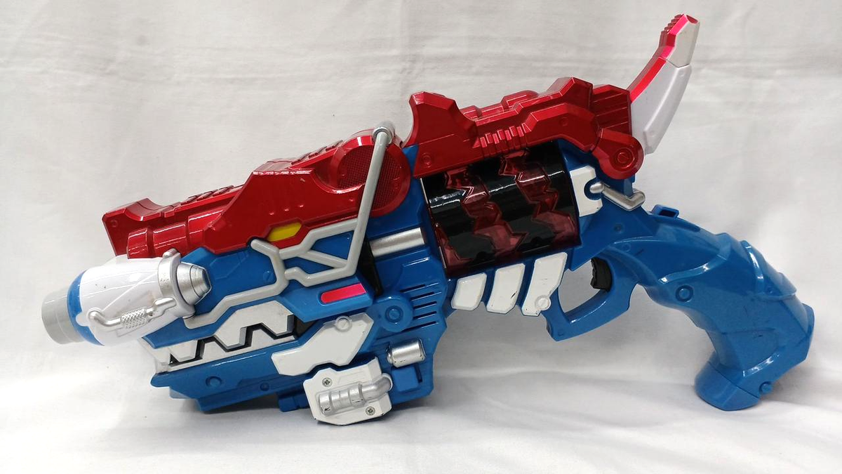 Bandai DX Gigagabur Zyudenchi Power Rangers Dino Charge Morpher