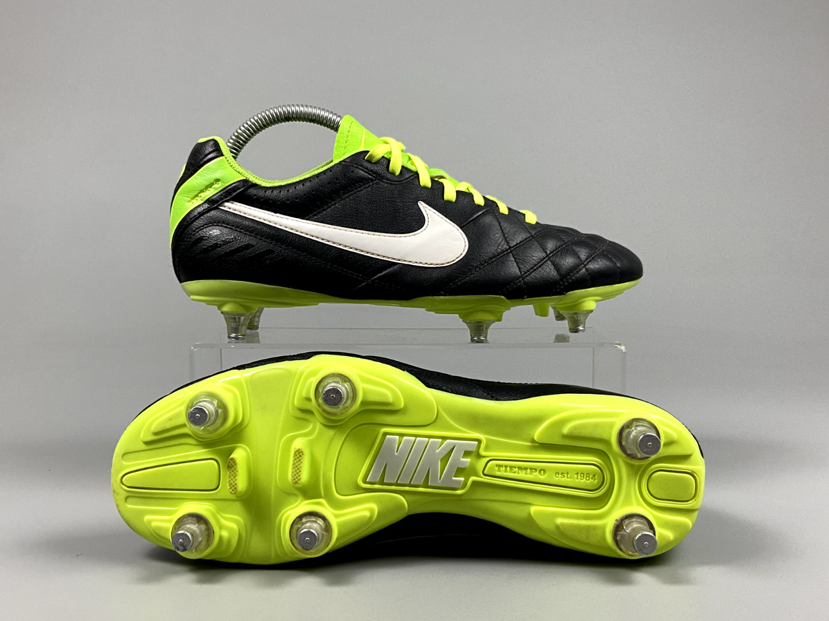 Cleats Yeezy 2012 Nike Tiempo Flight FG 2012 Leather Football