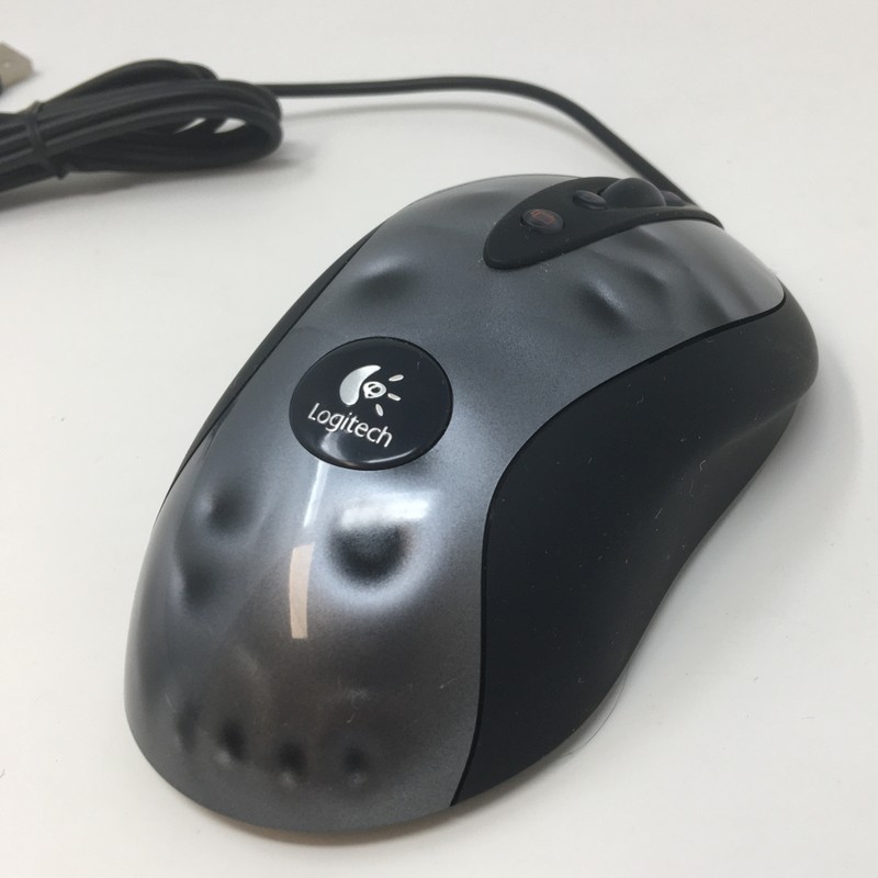 Logitech MX518 Wired Optical Gaming Mouse M/N M-BS81A P/N