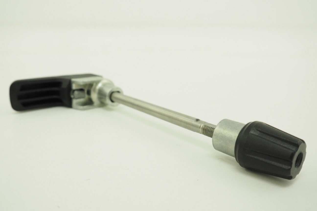yakima locking skewer