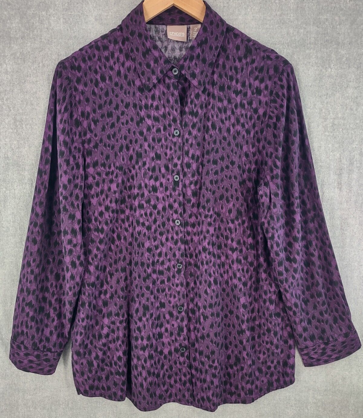 Chicos Animal Print Rayon Blouse Womens 2 Purple Spotted Tunic Top Button Up
