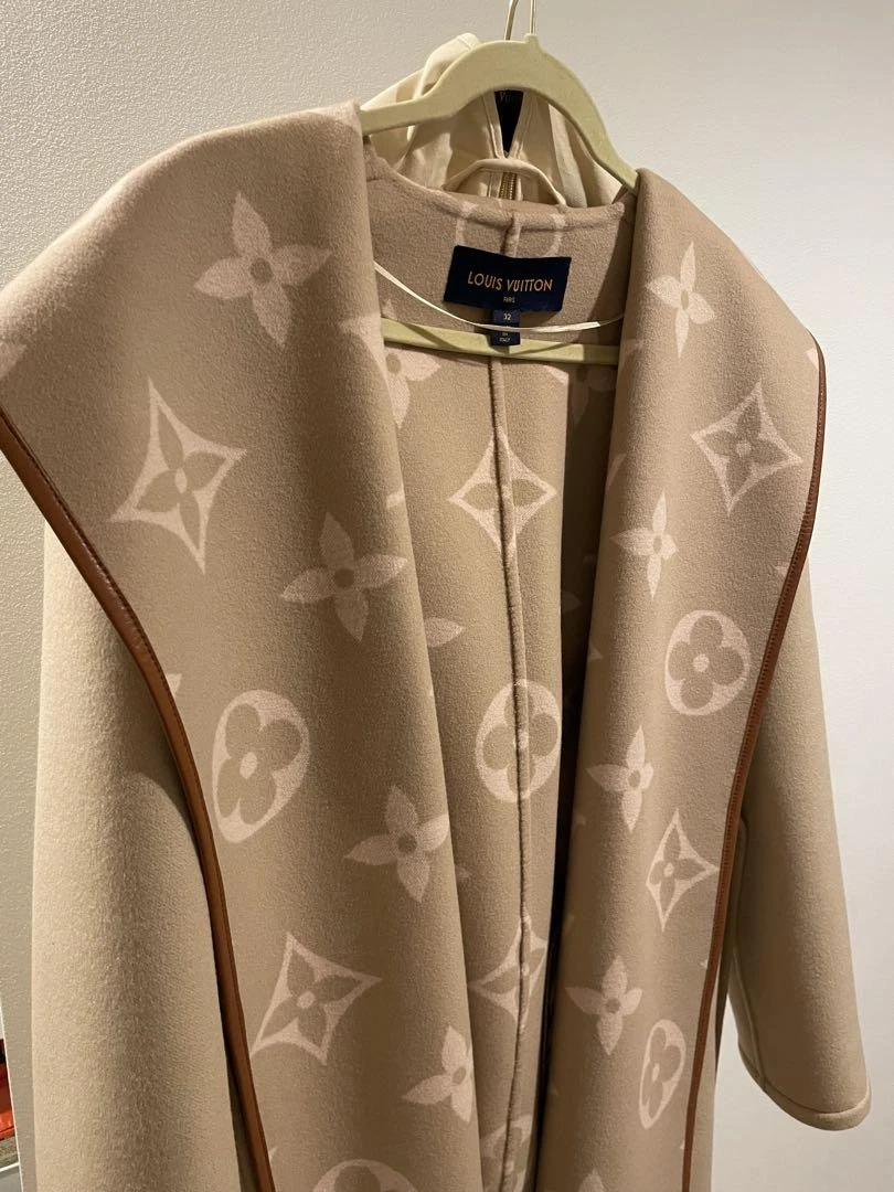 LOUIS VUITTON（LV） Louis Vuitton giacca corte donna invernale