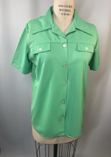 Women  s Vintage Top SIZE LARGE green short sleeve 60s 60s point collar