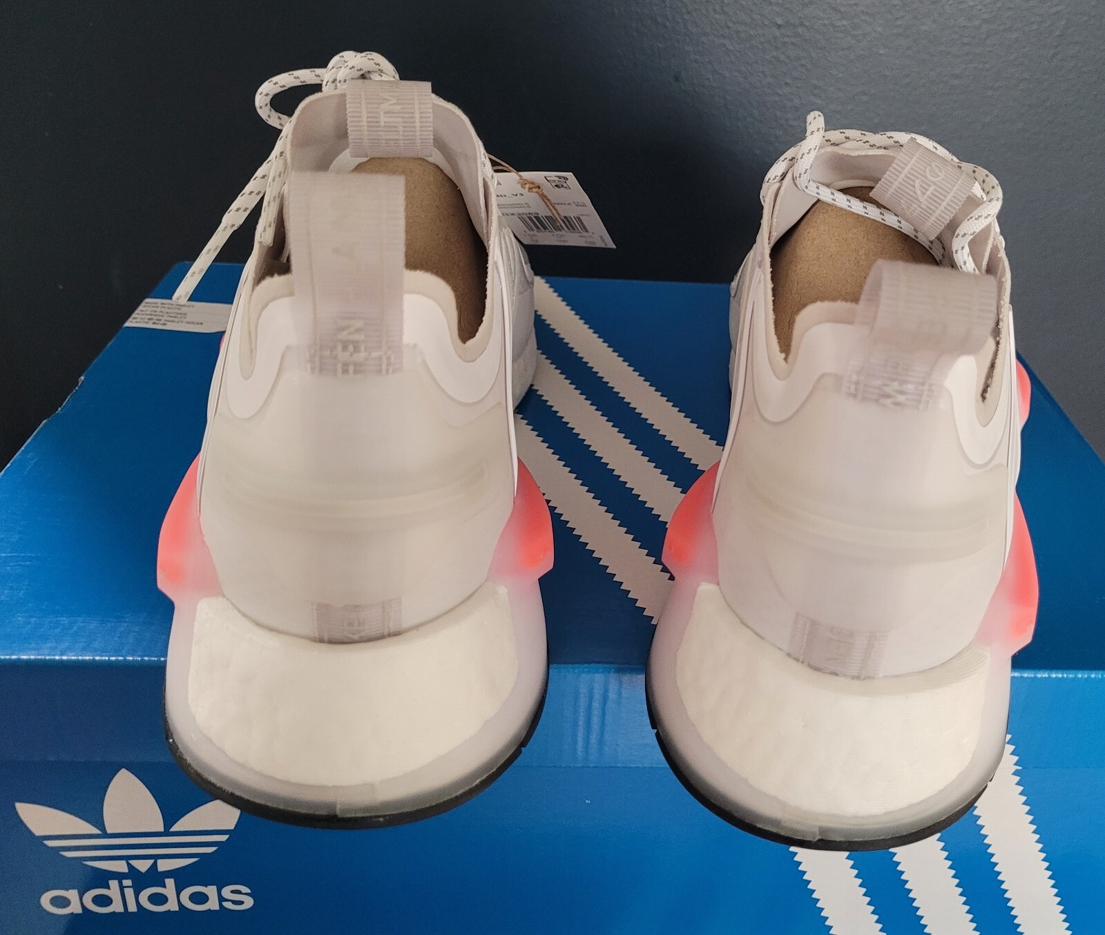 NEW AUTHENTIC ADIDAS ORIGINALS NMD_V3 "CLOUD WHITE CORE BLACK"  SHOES US 12 image 4