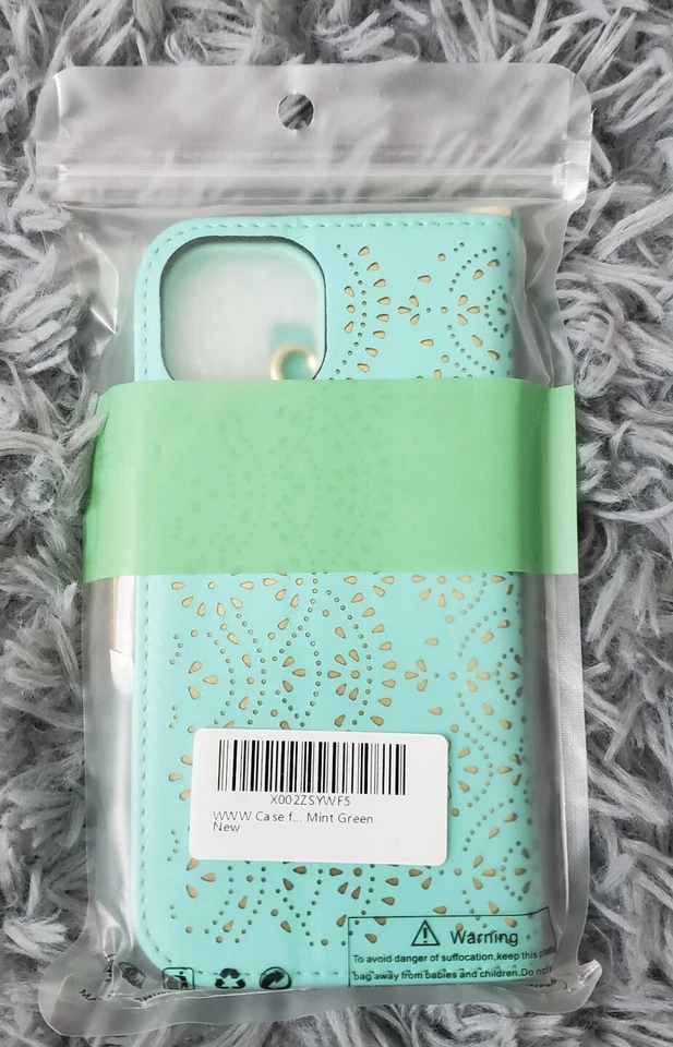 Funda Cartera iPhone 13 6.1" con Espejo, Pata de Cabra, Cierre Magnético, Como Nueva/Dorada Foto 3 de 4