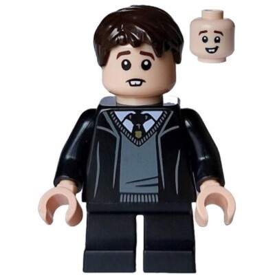 hp472 LEGO  Neville Longbottom - Hogwarts Robe, Black Tie, 1 Stück, neu