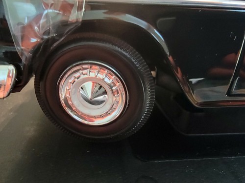 1/18Ertl American Muscle 1955 Chevrolet Bel Air Convertible Black (Grease Movie) - Picture 12 of 12
